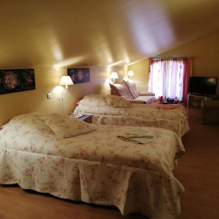 La Planquette Bed & Breakfast Castelnou Exterior foto